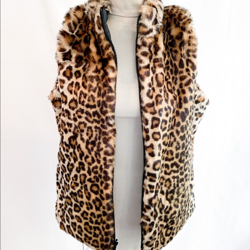 Woman’s Double sided vest